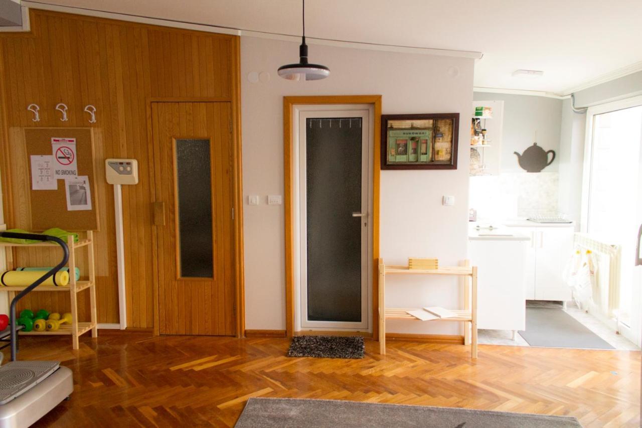 Appartamento Cosy Novi Sad Loft, Self Check-In Esterno foto