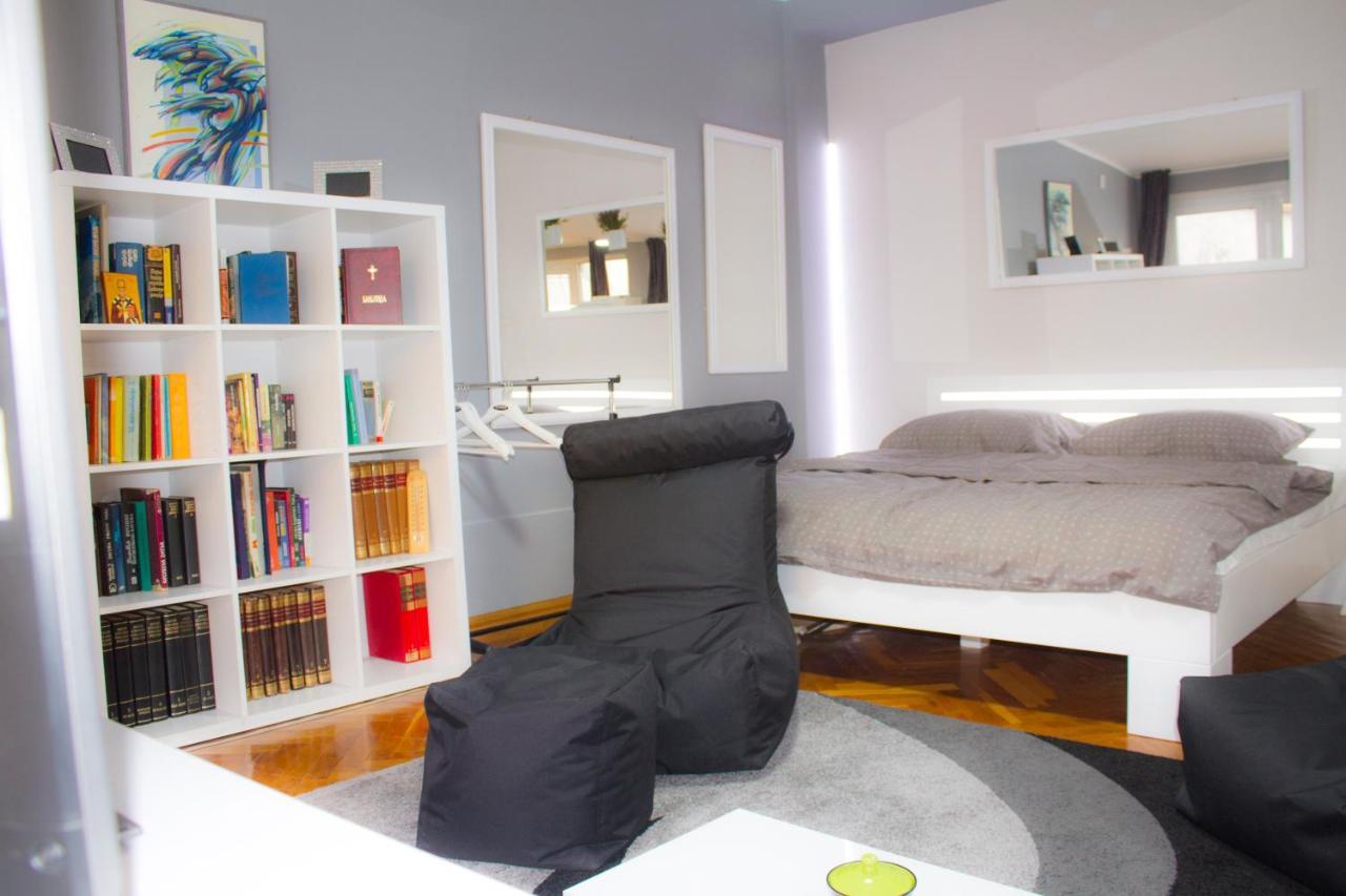 Appartamento Cosy Novi Sad Loft, Self Check-In Esterno foto